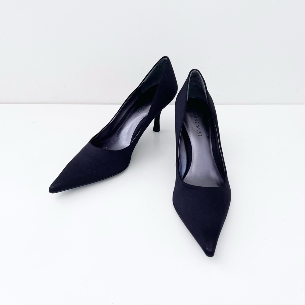 Nine West women’s black satin pumps